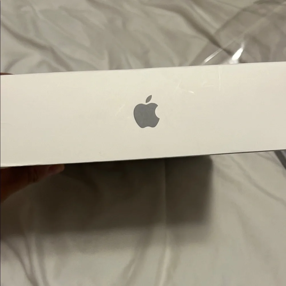 Apple iPad - Sleek Black Design 6gen 32 gigabyte